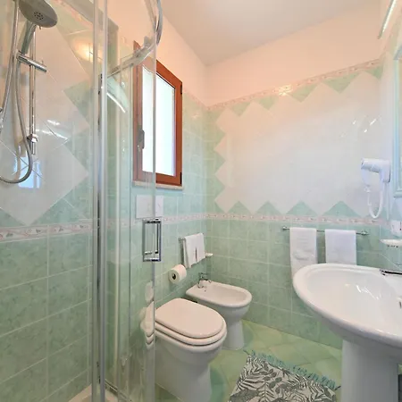 Eleonora, Un Angolo Di Paradiso Ad Ischia Sant'Angelo (Isola d'Ischia)