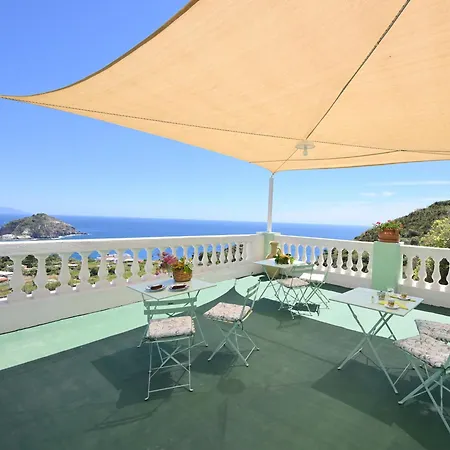 Eleonora, Un Angolo Di Paradiso Ad Ischia Sant'Angelo (Isola d'Ischia)